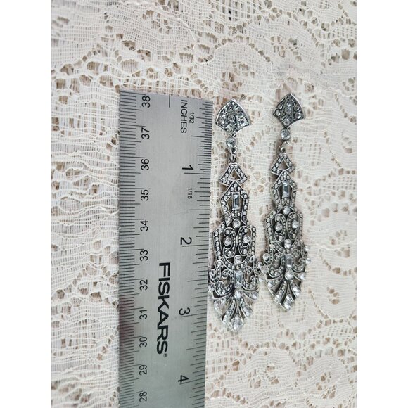 EUC Vintage Art Deco Silver-Tone Crystal Chandelier Earrings - Picture 3 of 3